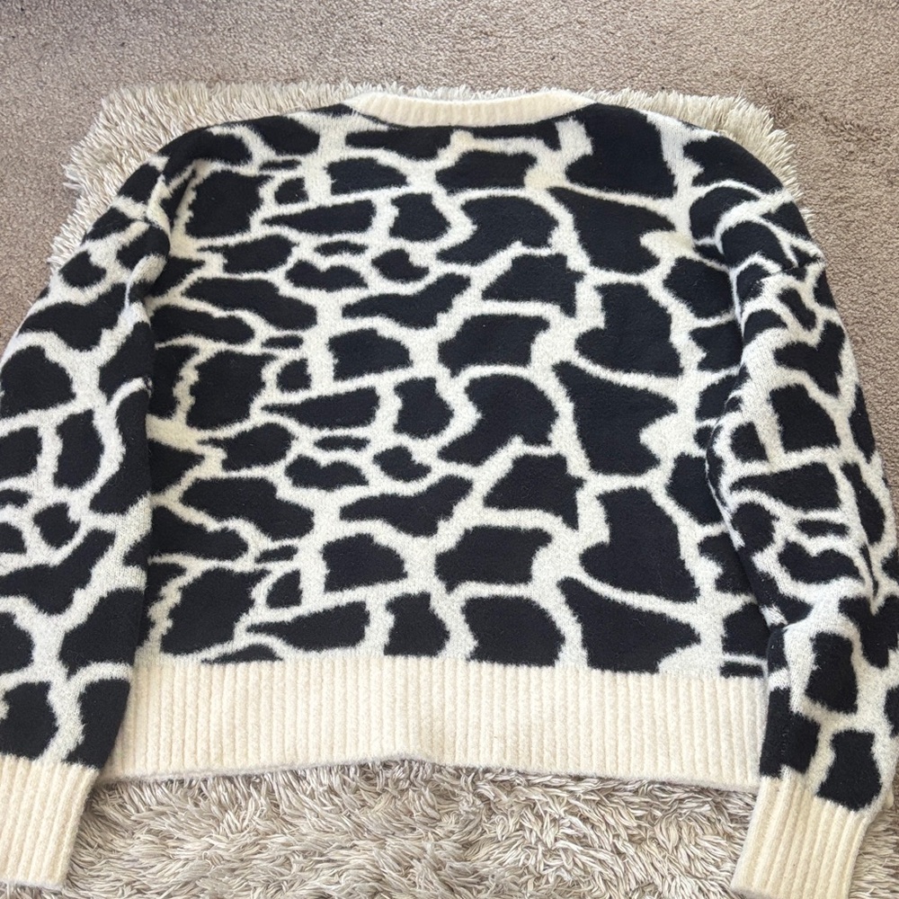 NWT Loft size small cow print sweater - Picture 6 of 6